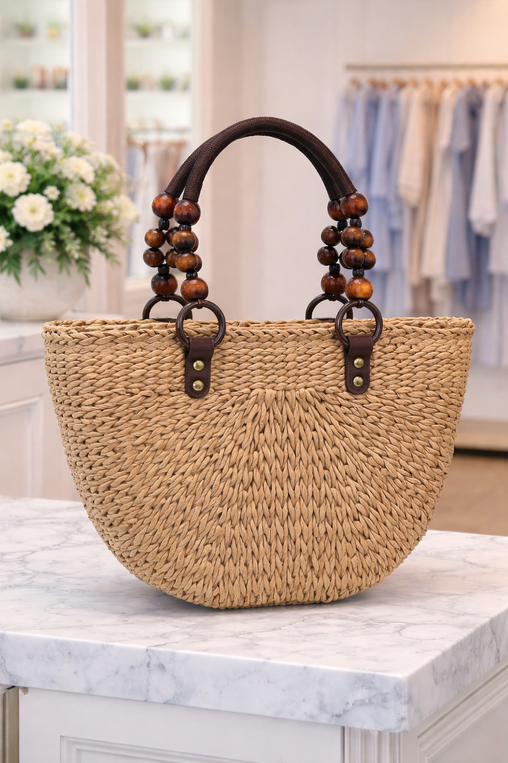 Elara™ | Sac en paille tissé à la main avec poignées en perles