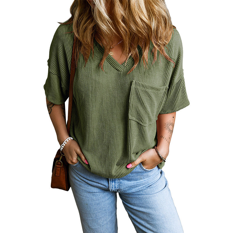 JANELLE™ – T-shirt décontracté à poche texturée en V