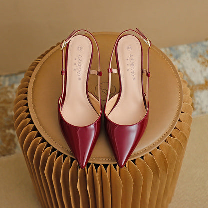 ZURI™ - Escarpin à Talon Aiguille avec Bride Ajustable