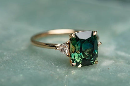 Bague en Pierre Précieuse Verte Inspirée du Vintage | Or