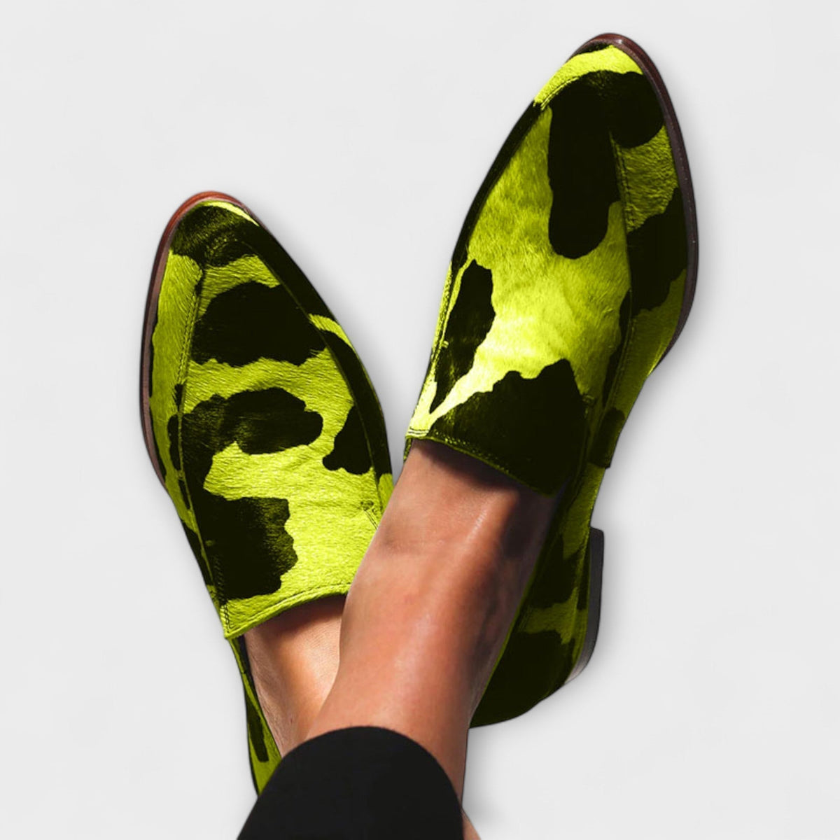 Amira™ | Mocassins à motif vache